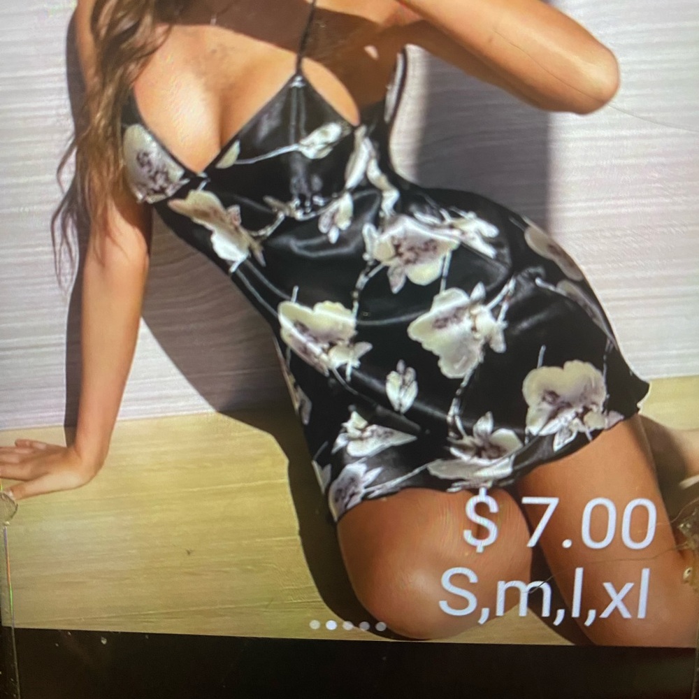Floral Print Dress - Picture 3 of 3